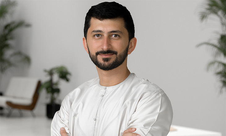 جيجر- لوكولتر تكشف عن قطعة فنية حصرية من تصميم الفنان الإماراتي عبدالله المُلّا بمناسبة افتتاح متجرها الجديد